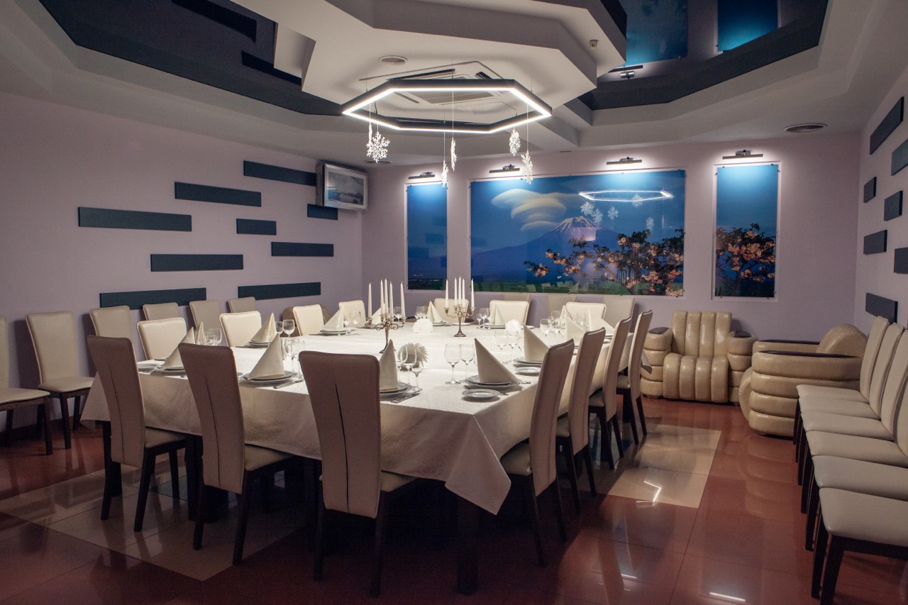 Банкетный зал